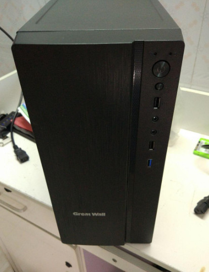 特价电脑主机(99新外地包邮) 特价电脑主机(99新外地包邮)